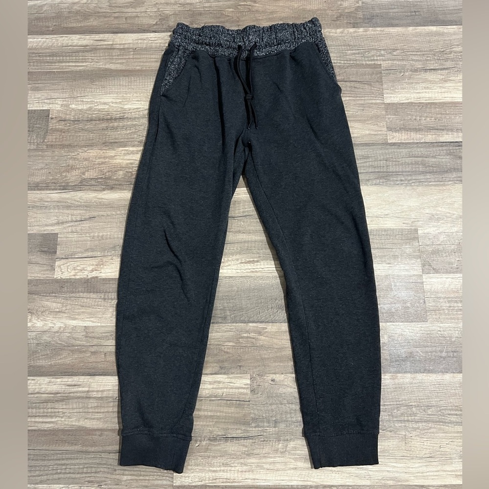 Southpole Men’s Dark Grey Knit Warm Comfy Sweatpants with Drawstring Size Small